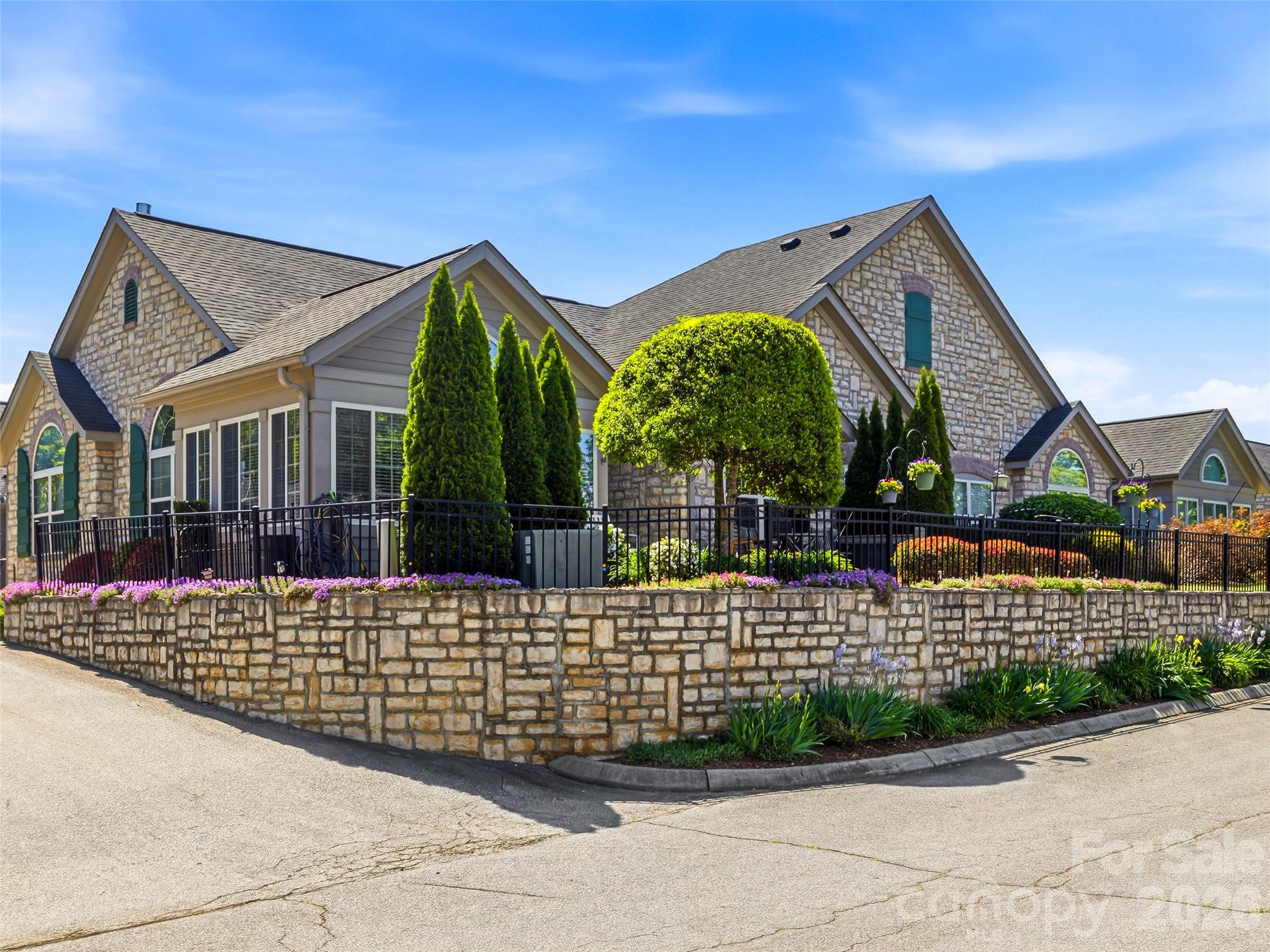 174 Summerfield Place Flat Rock NC 28731