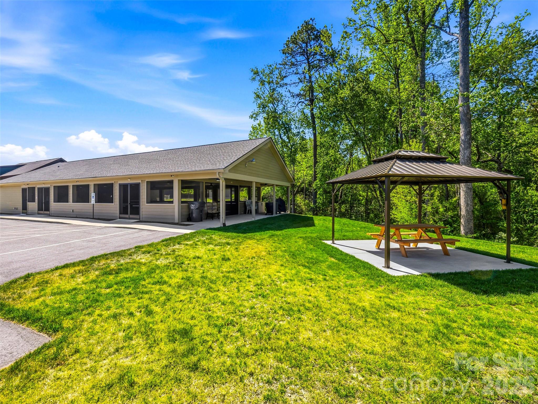 174 Summerfield Place Flat Rock NC 28731