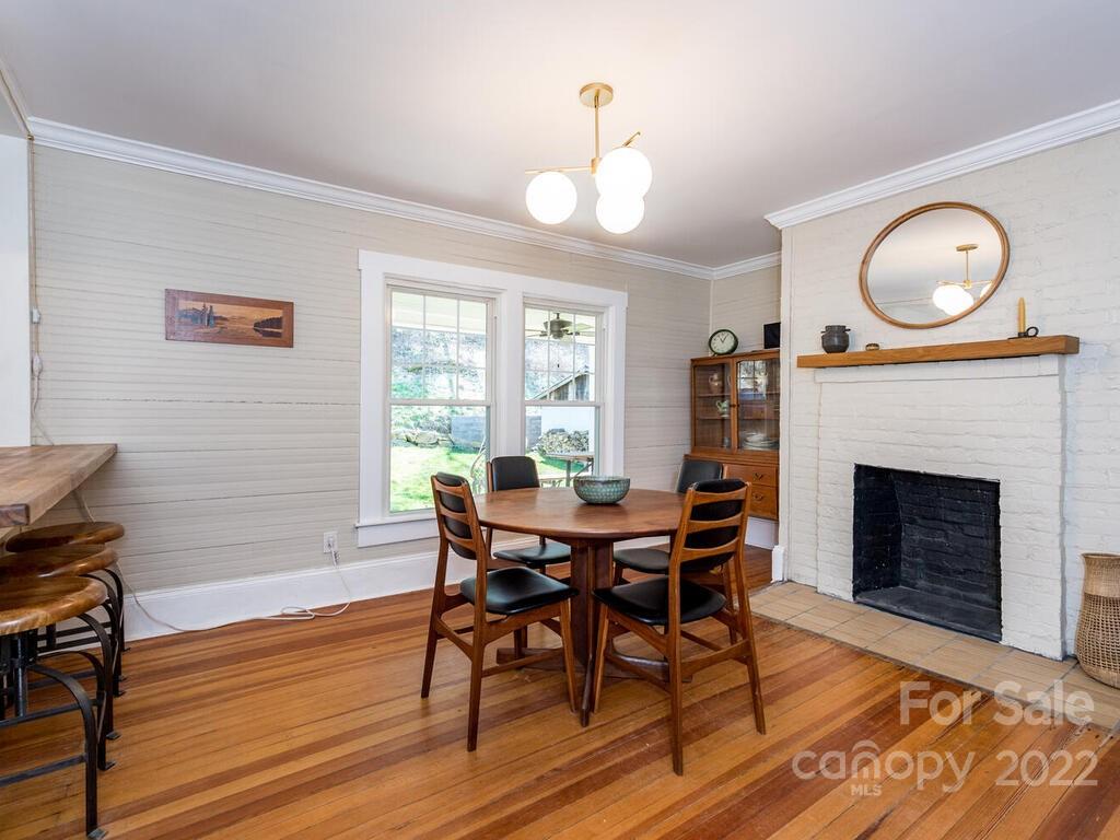 15 Juno Drive Asheville NC 28806