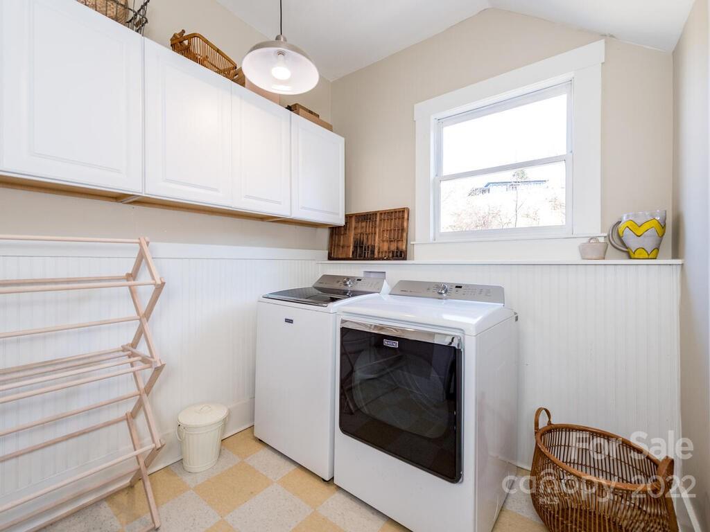 15 Juno Drive Asheville NC 28806