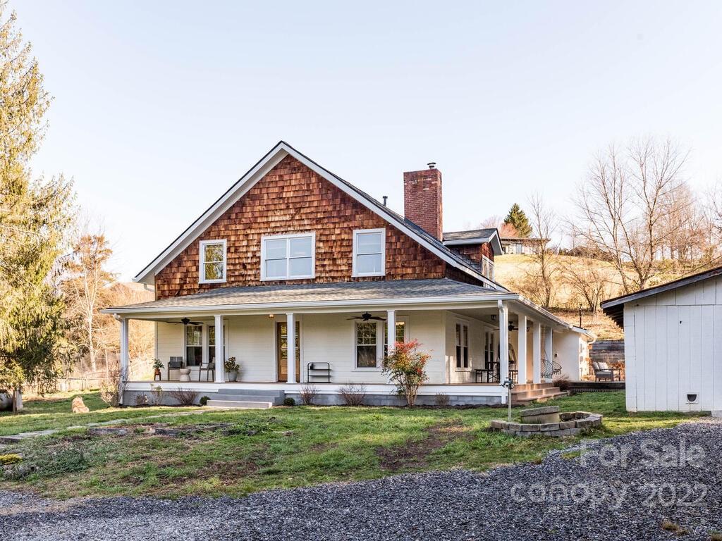 15 Juno Drive Asheville NC 28806