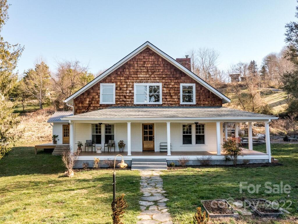 15 Juno Drive Asheville NC 28806