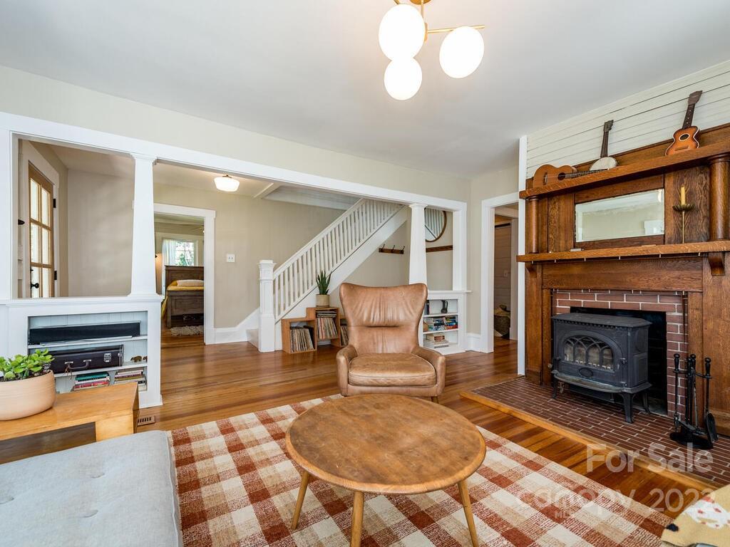 15 Juno Drive Asheville NC 28806