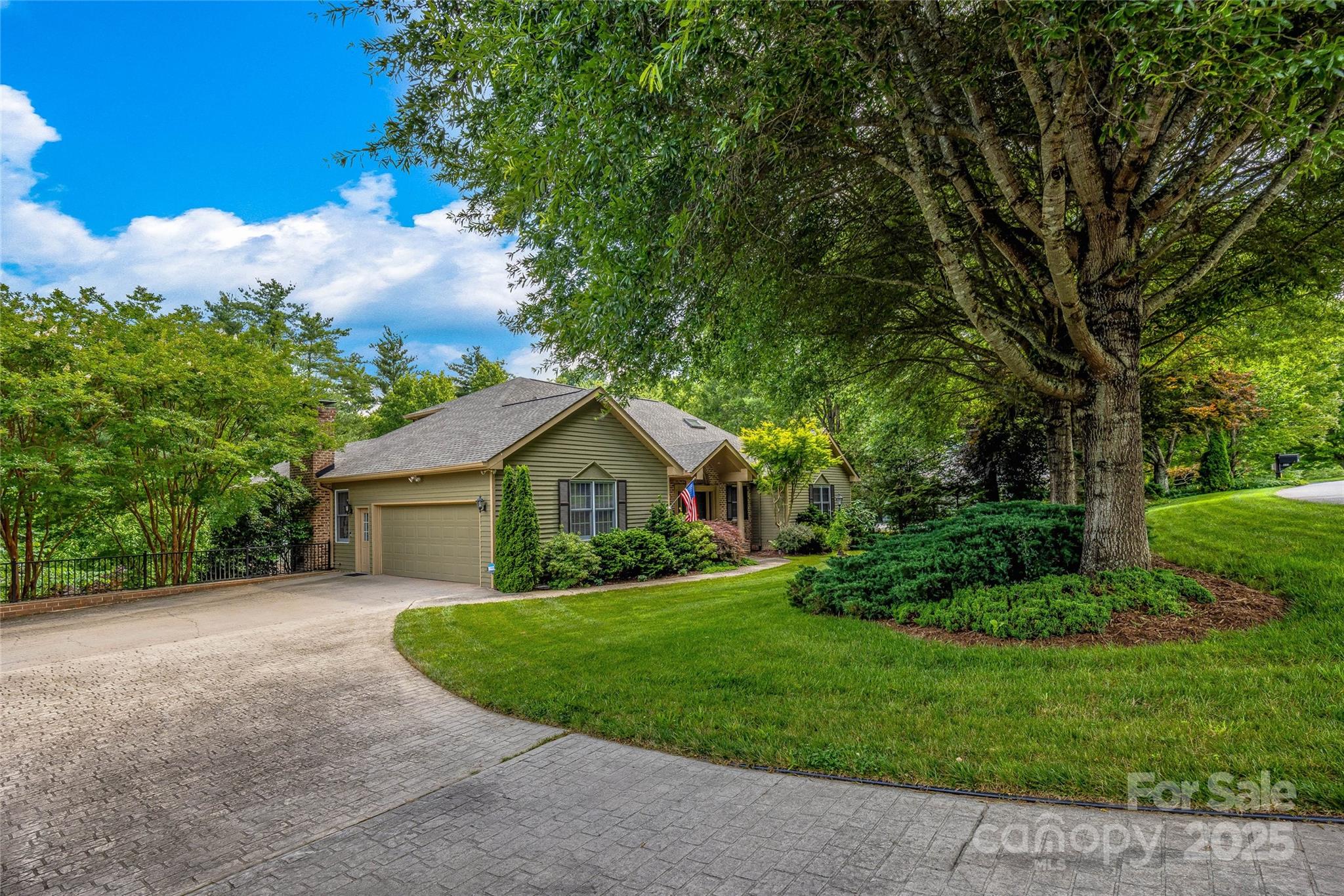 842 Rickel Drive Hendersonville NC 28739