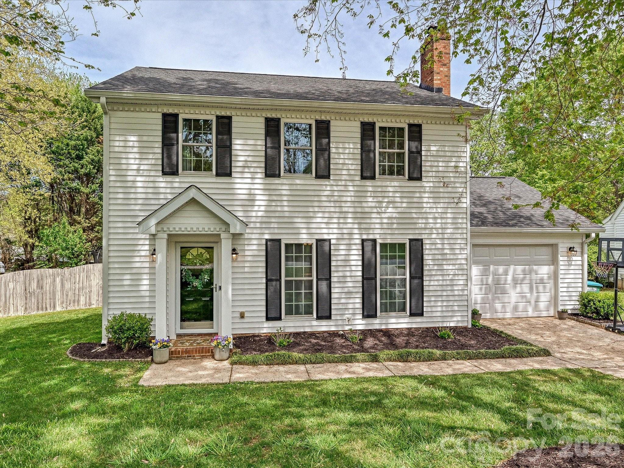1616 English Knoll Drive Matthews NC 28105
