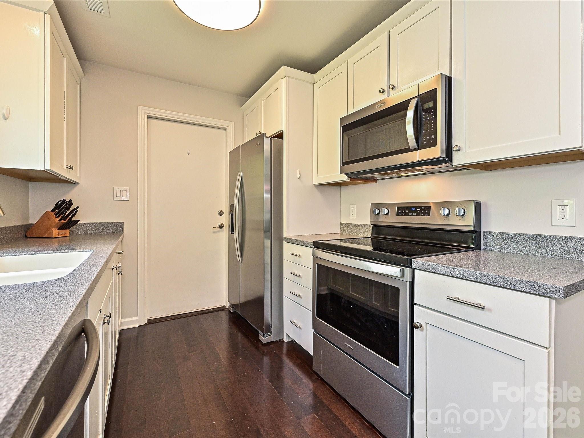 1616 English Knoll Drive Matthews NC 28105