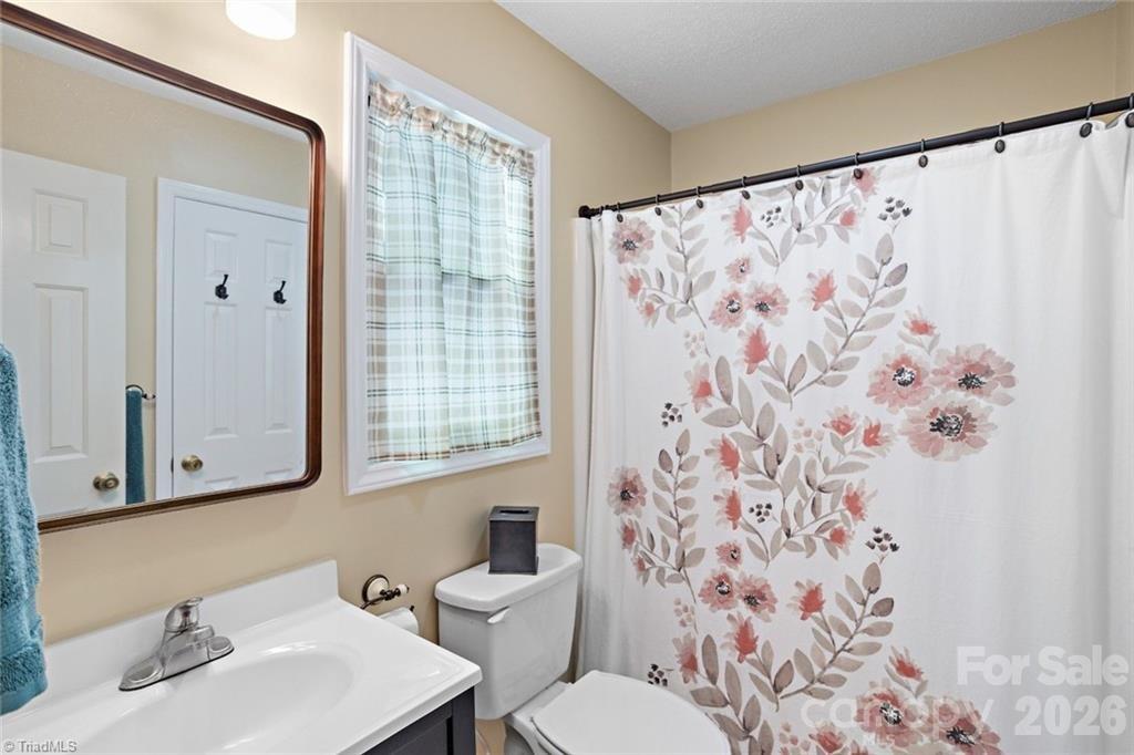144 Riverside Court Lexington NC 27292