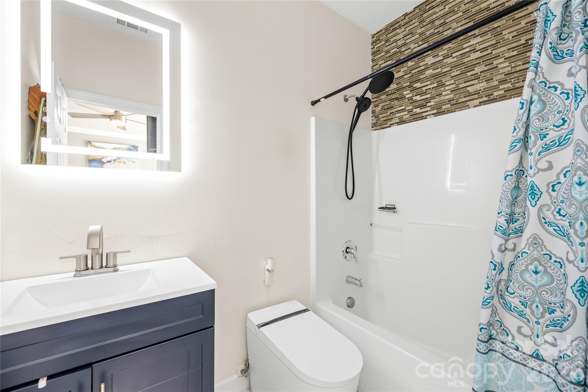 6406 Castlewynd Court Charlotte NC 28212