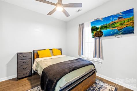 6406 Castlewynd Court Charlotte NC 28212