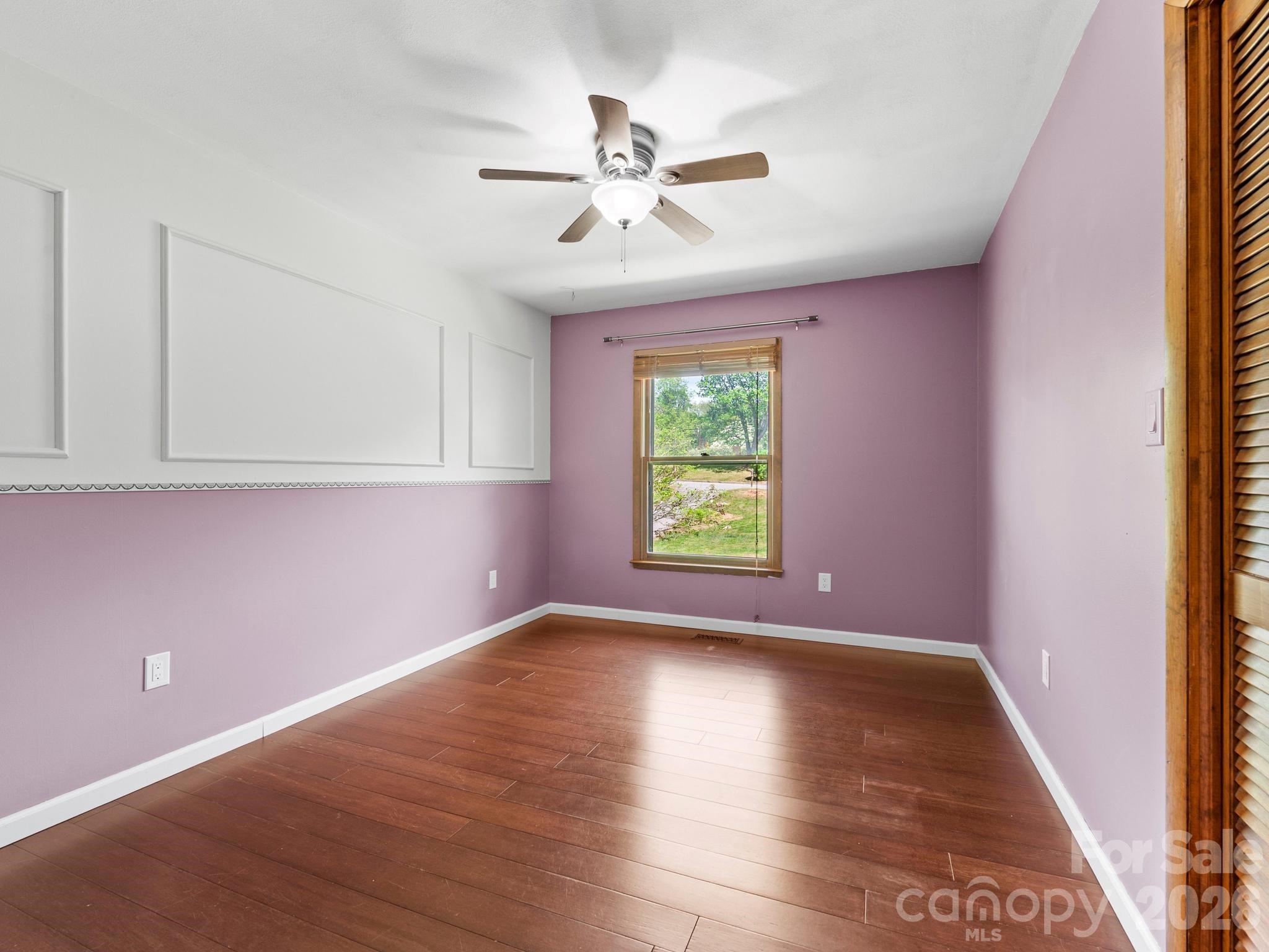21 Dogwood Grove Asheville NC 28805