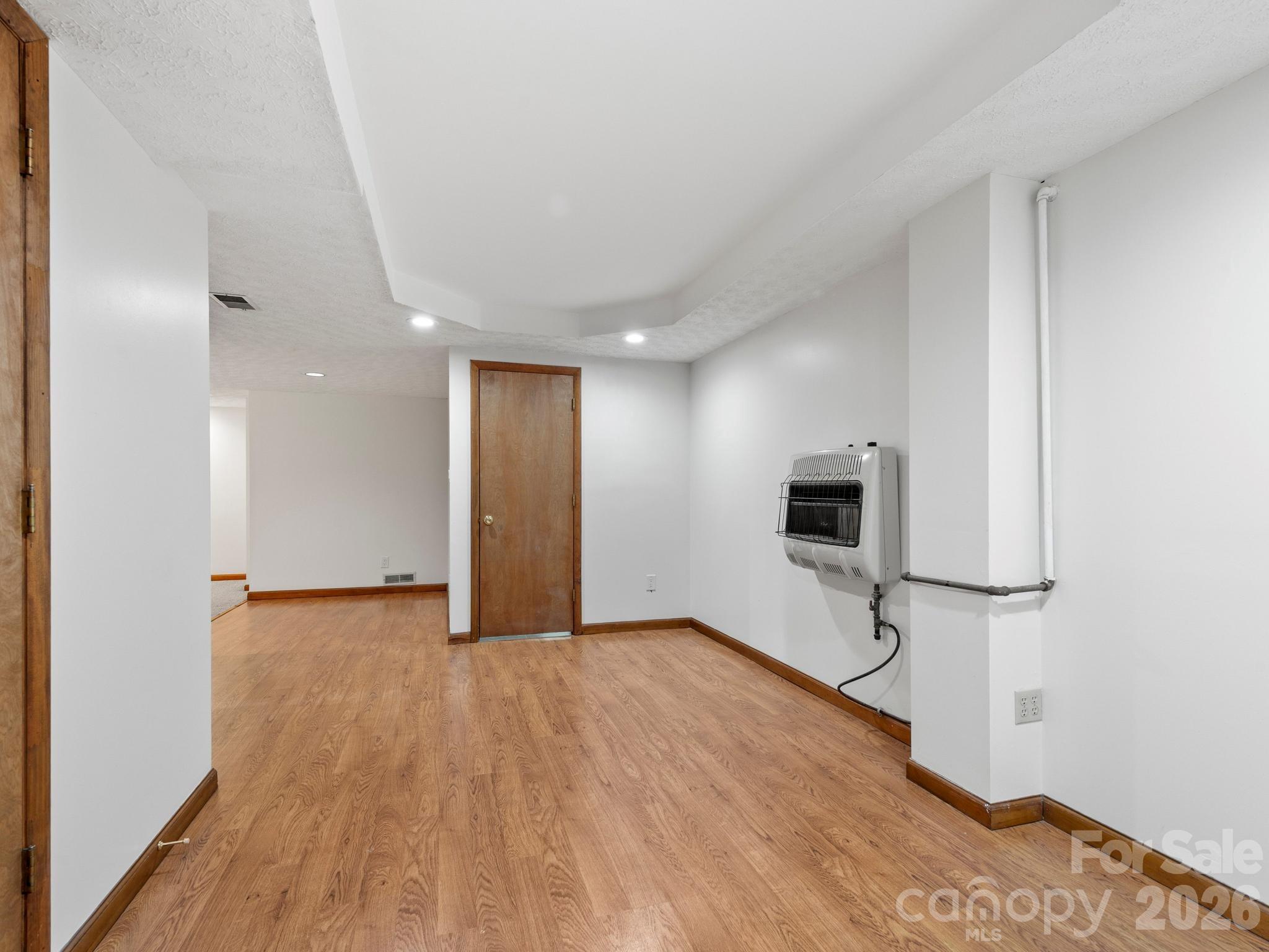 21 Dogwood Grove Asheville NC 28805