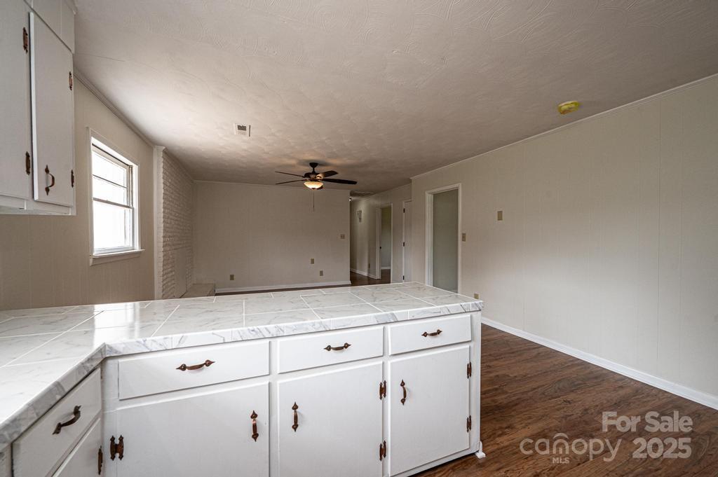 3398 Shamrock Heights Hudson NC 28638