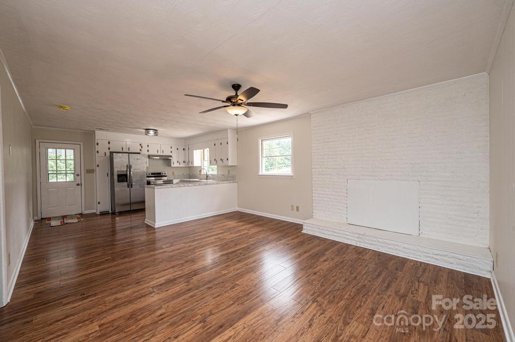 3398 Shamrock Heights Hudson NC 28638