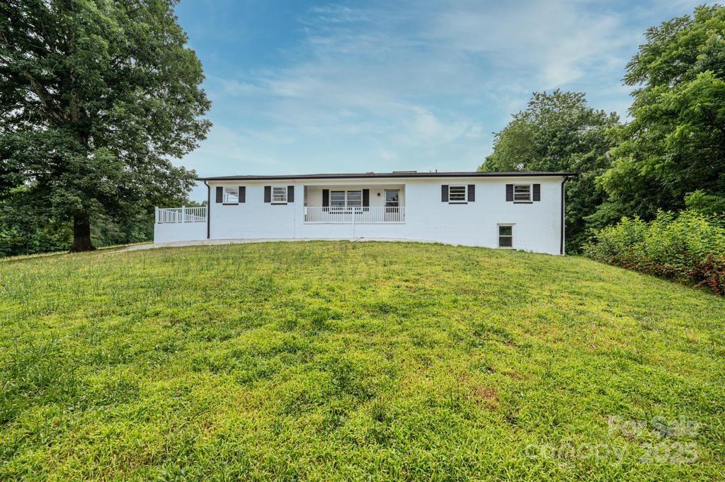 3398 Shamrock Heights Hudson NC 28638
