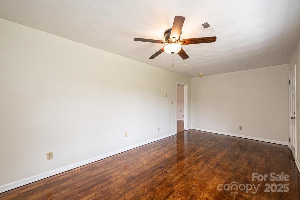 3398 Shamrock Heights Hudson NC 28638