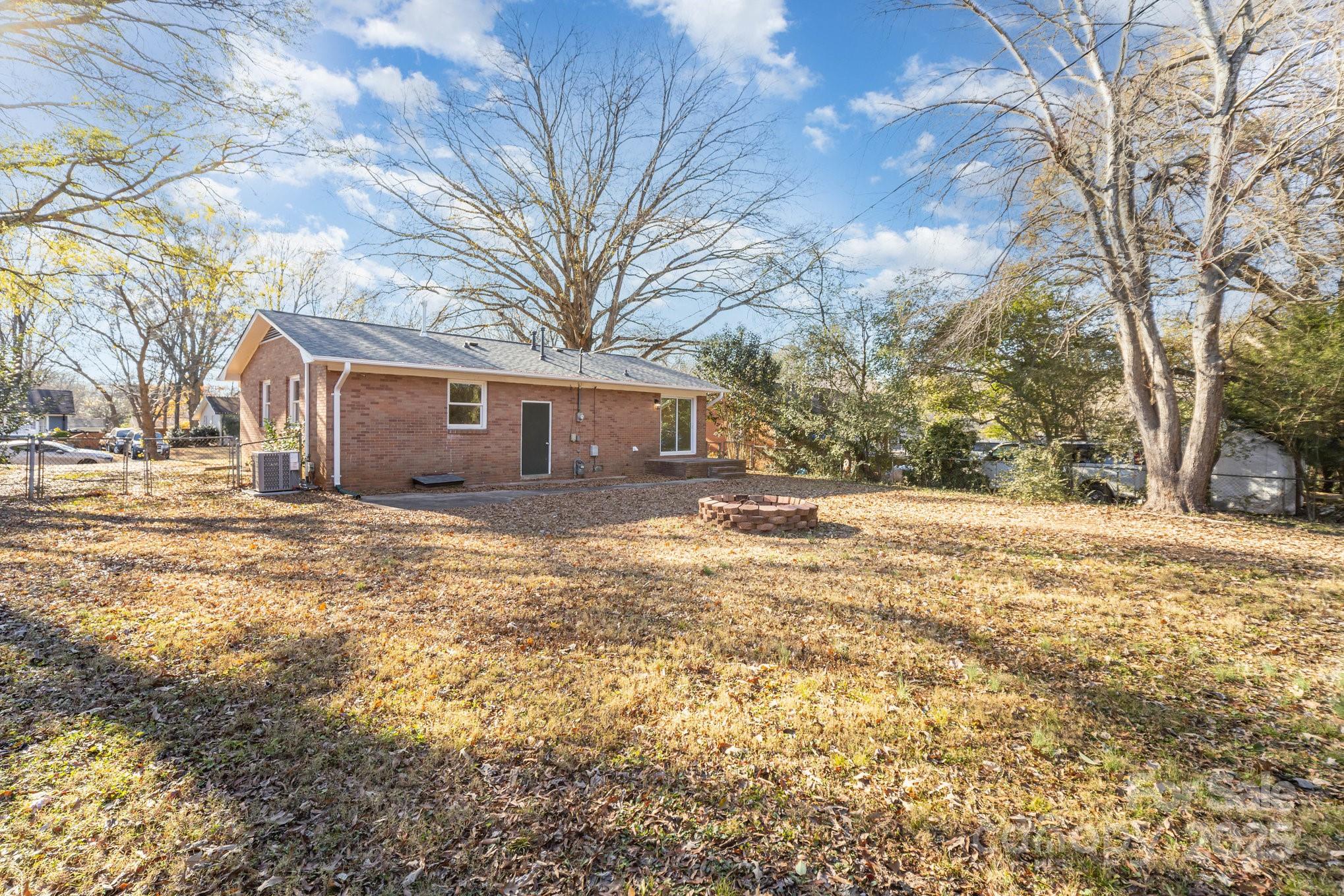 4209 Donnybrook Place Charlotte NC 28205
