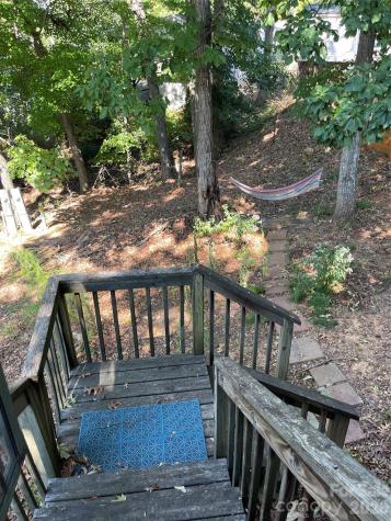 112 Deerfield Drive New London NC 28127