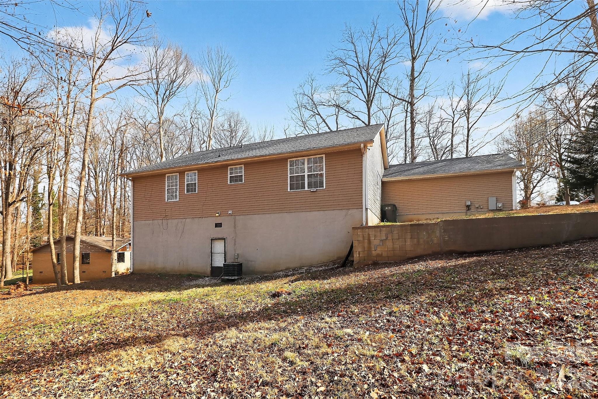 6238 King George Drive Charlotte NC 28213