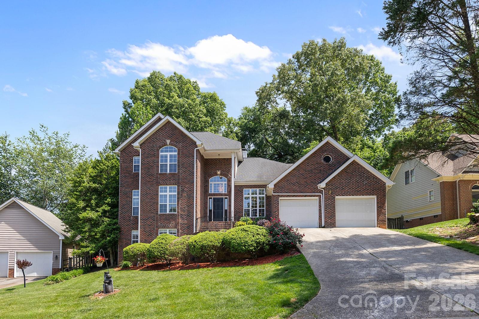 9111 Brocklehurst Lane Charlotte NC 28215