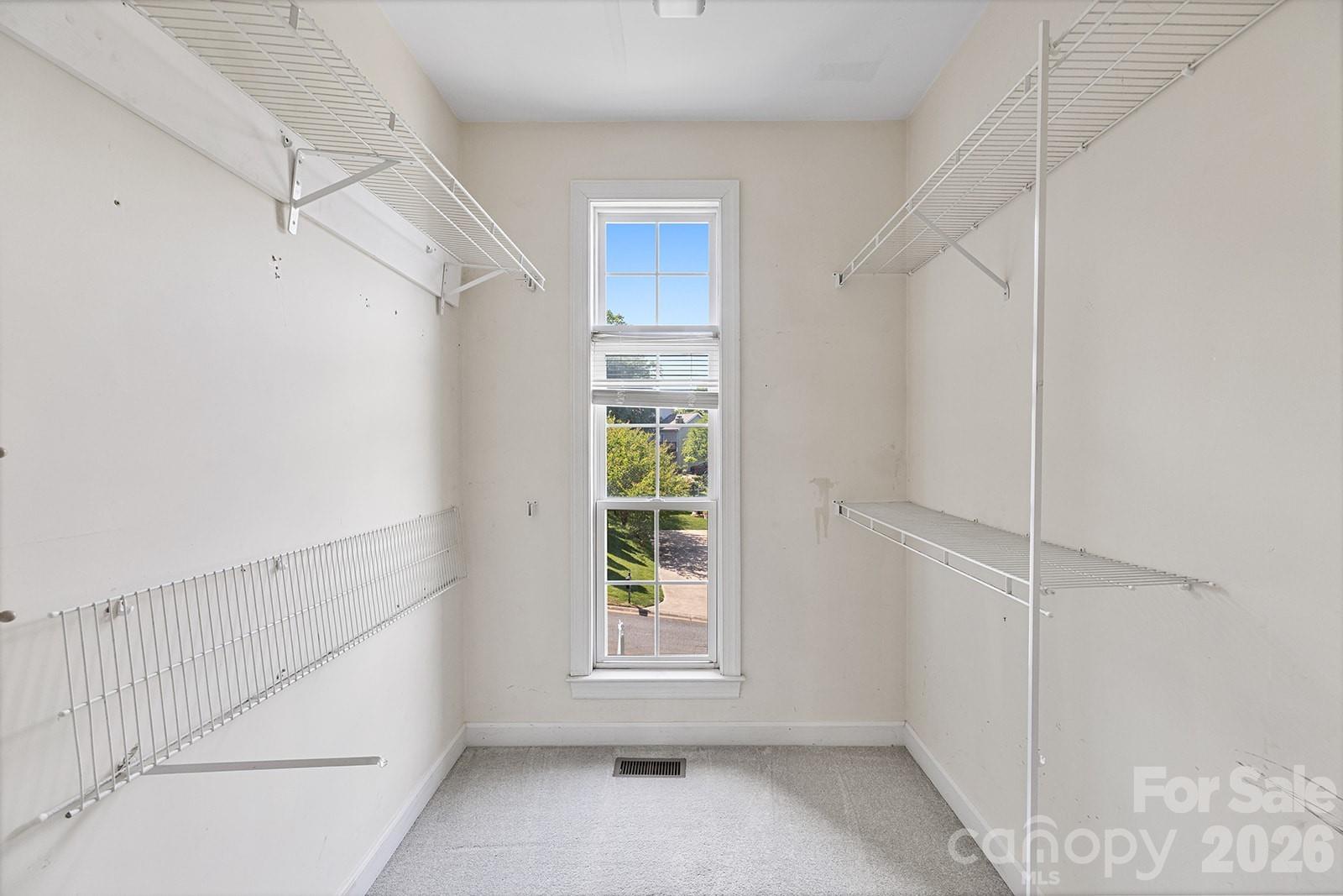 9111 Brocklehurst Lane Charlotte NC 28215