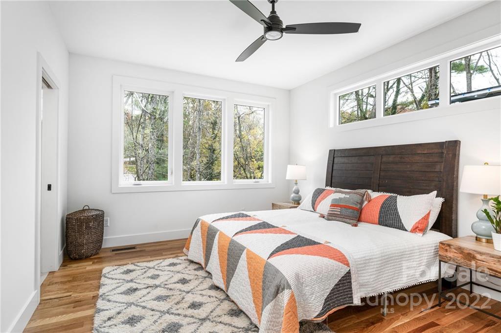 29 Orrinel Way Asheville NC 28806