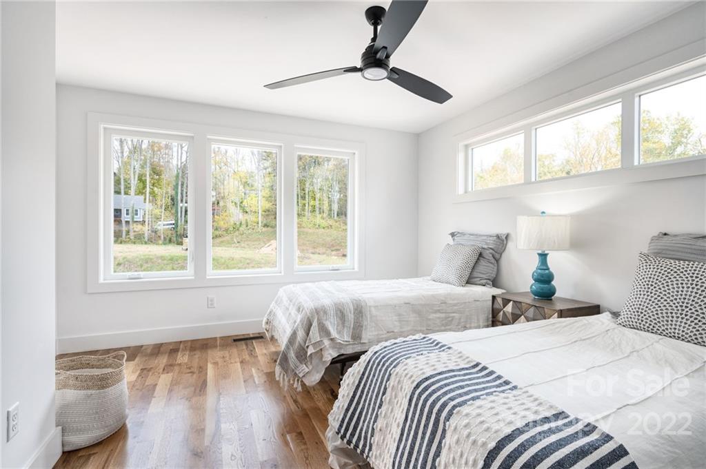 29 Orrinel Way Asheville NC 28806