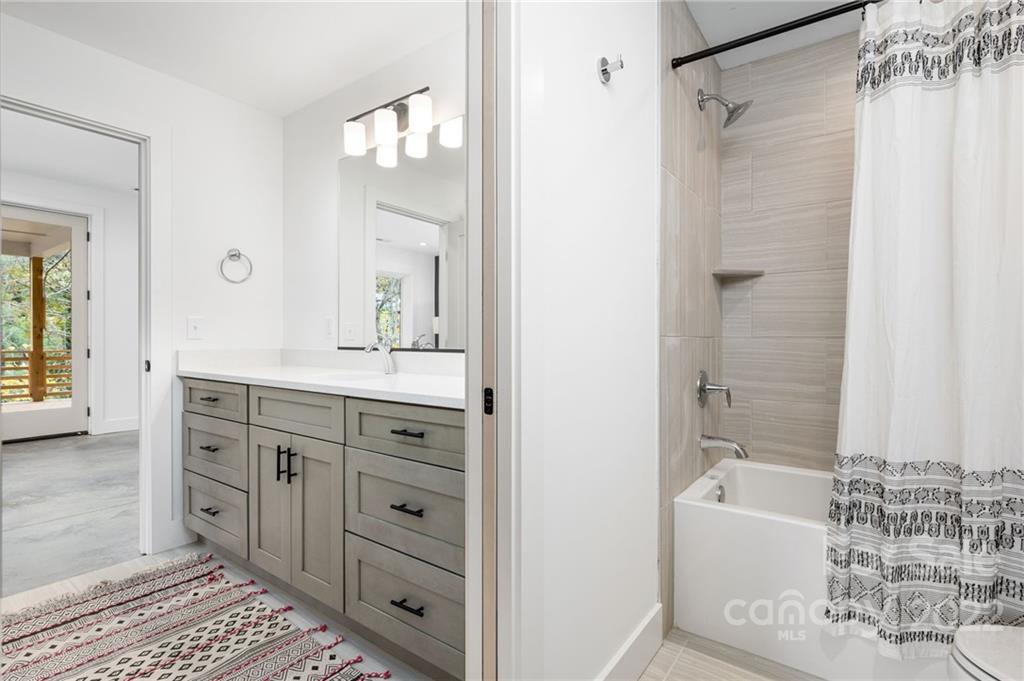 29 Orrinel Way Asheville NC 28806