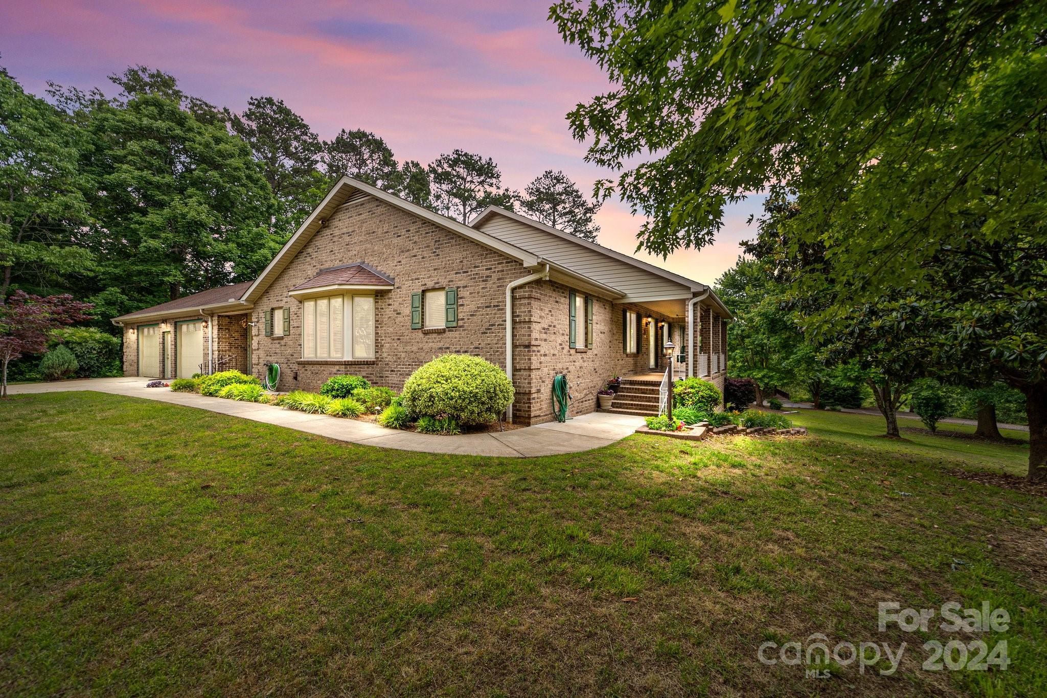 1808 Thompson Drive Concord NC 28025