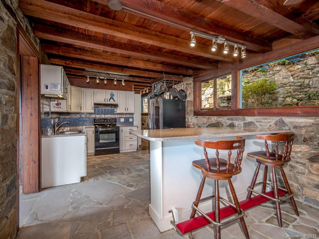 968 Rockhold Drive Asheville NC 28804