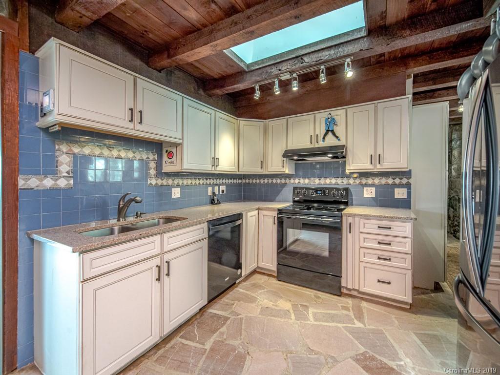 968 Rockhold Drive Asheville NC 28804