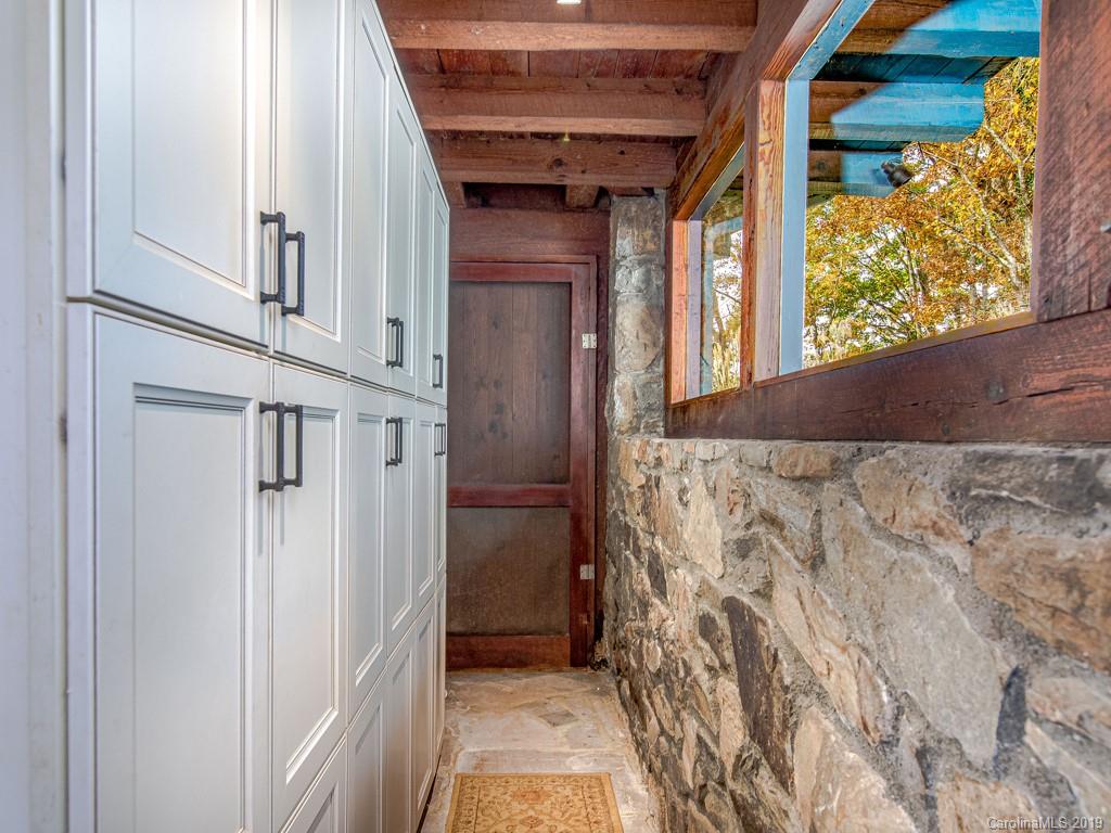 968 Rockhold Drive Asheville NC 28804