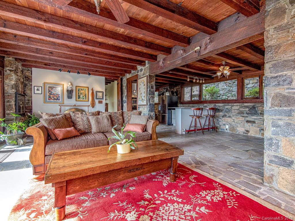 968 Rockhold Drive Asheville NC 28804