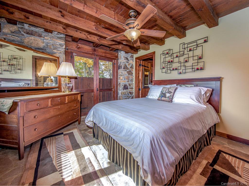 968 Rockhold Drive Asheville NC 28804