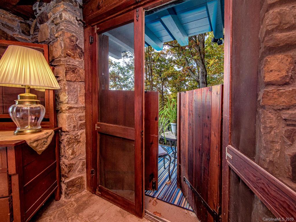 968 Rockhold Drive Asheville NC 28804