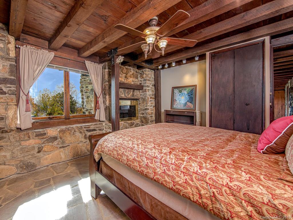 968 Rockhold Drive Asheville NC 28804