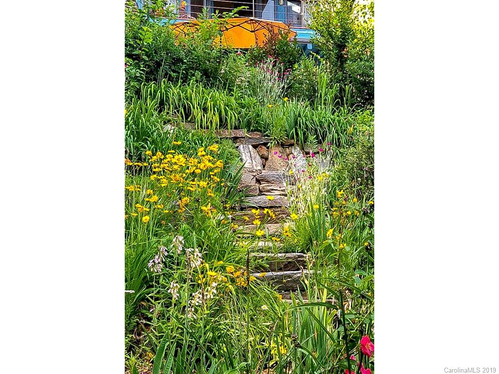 968 Rockhold Drive Asheville NC 28804