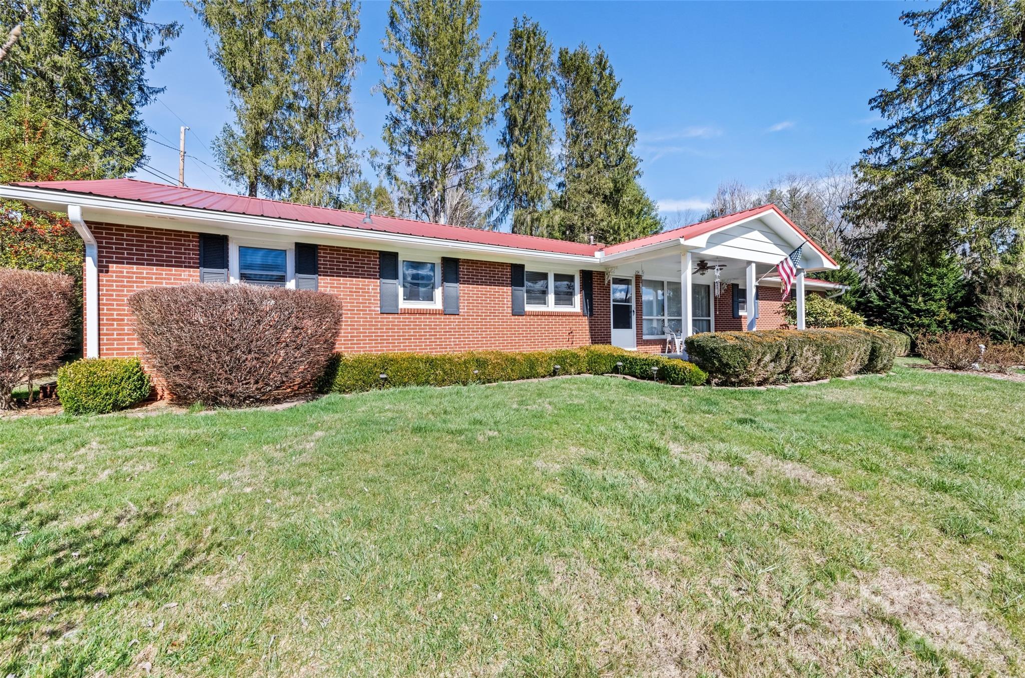 234 Bramlett Drive Waynesville NC 28785