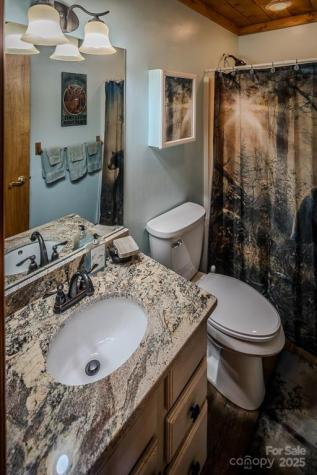 112 N Pinnacle Ridge Road Beech Mountain NC 28604