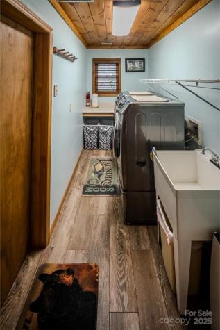 112 N Pinnacle Ridge Road Beech Mountain NC 28604