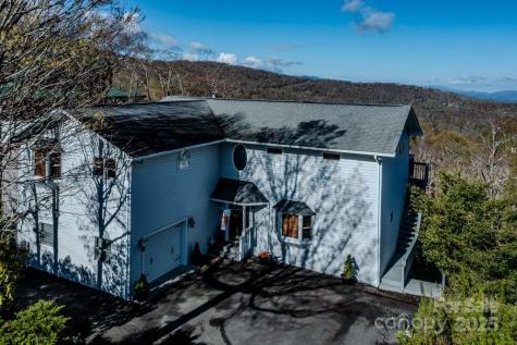 112 N Pinnacle Ridge Road Beech Mountain NC 28604