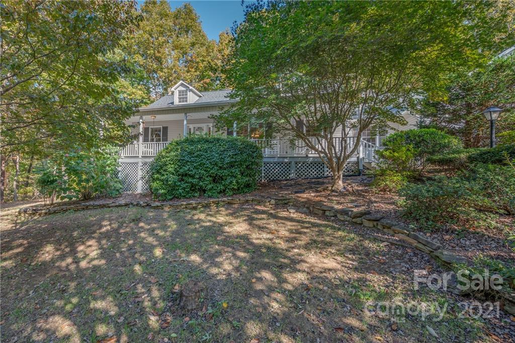 256 Oakwood Lane Columbus NC 28722