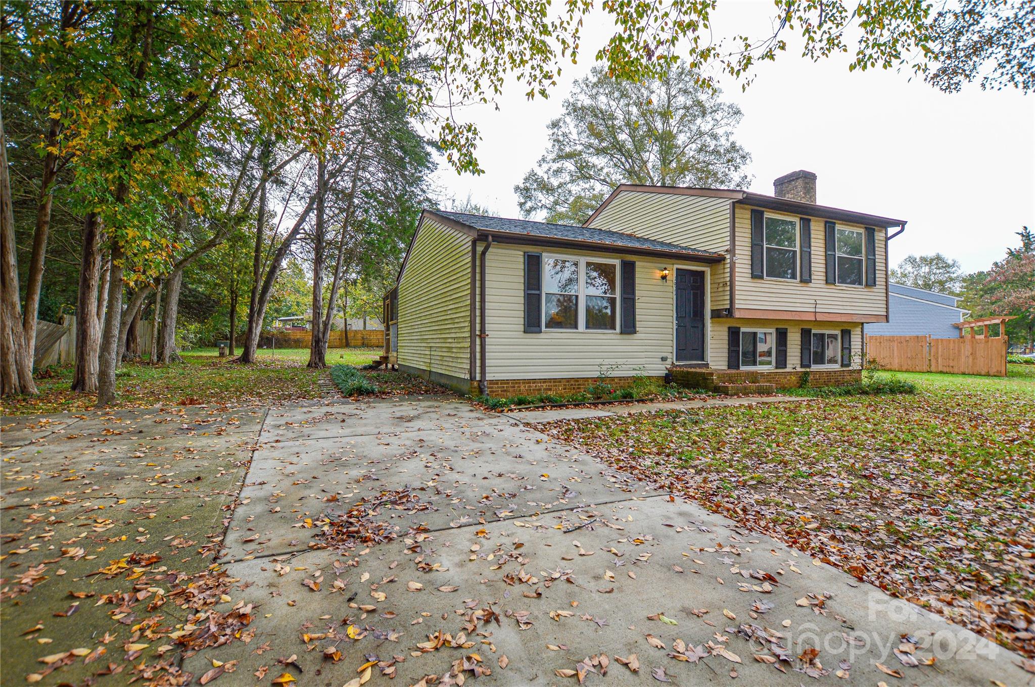 1911 O Hara Drive Charlotte NC 28273