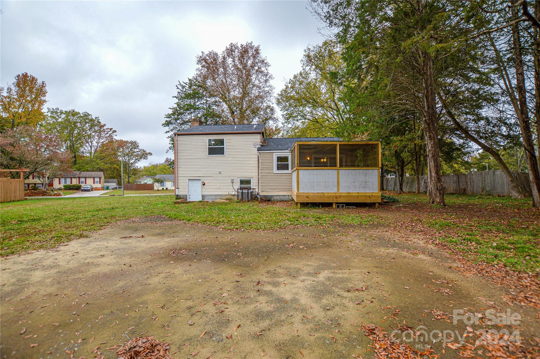 1911 O Hara Drive Charlotte NC 28273