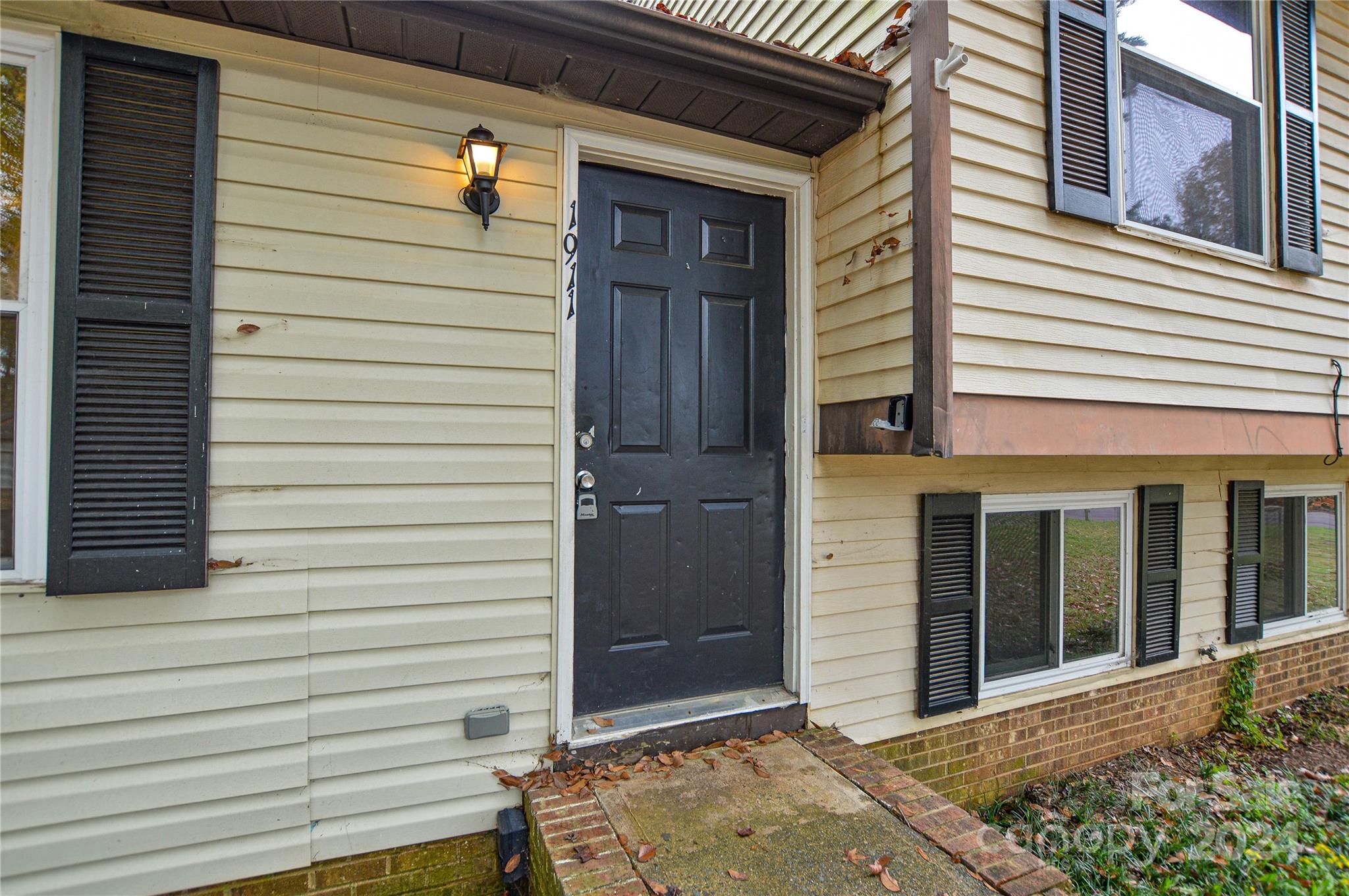 1911 O Hara Drive Charlotte NC 28273