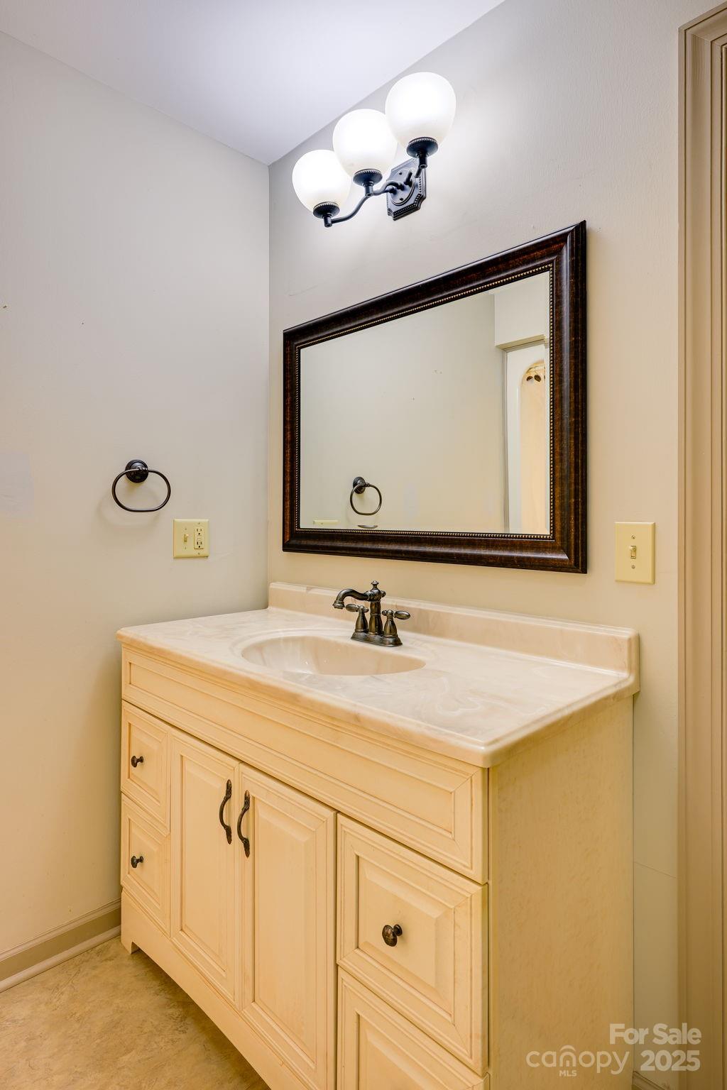 1071 Caleb Setzer Road Newton NC 28658