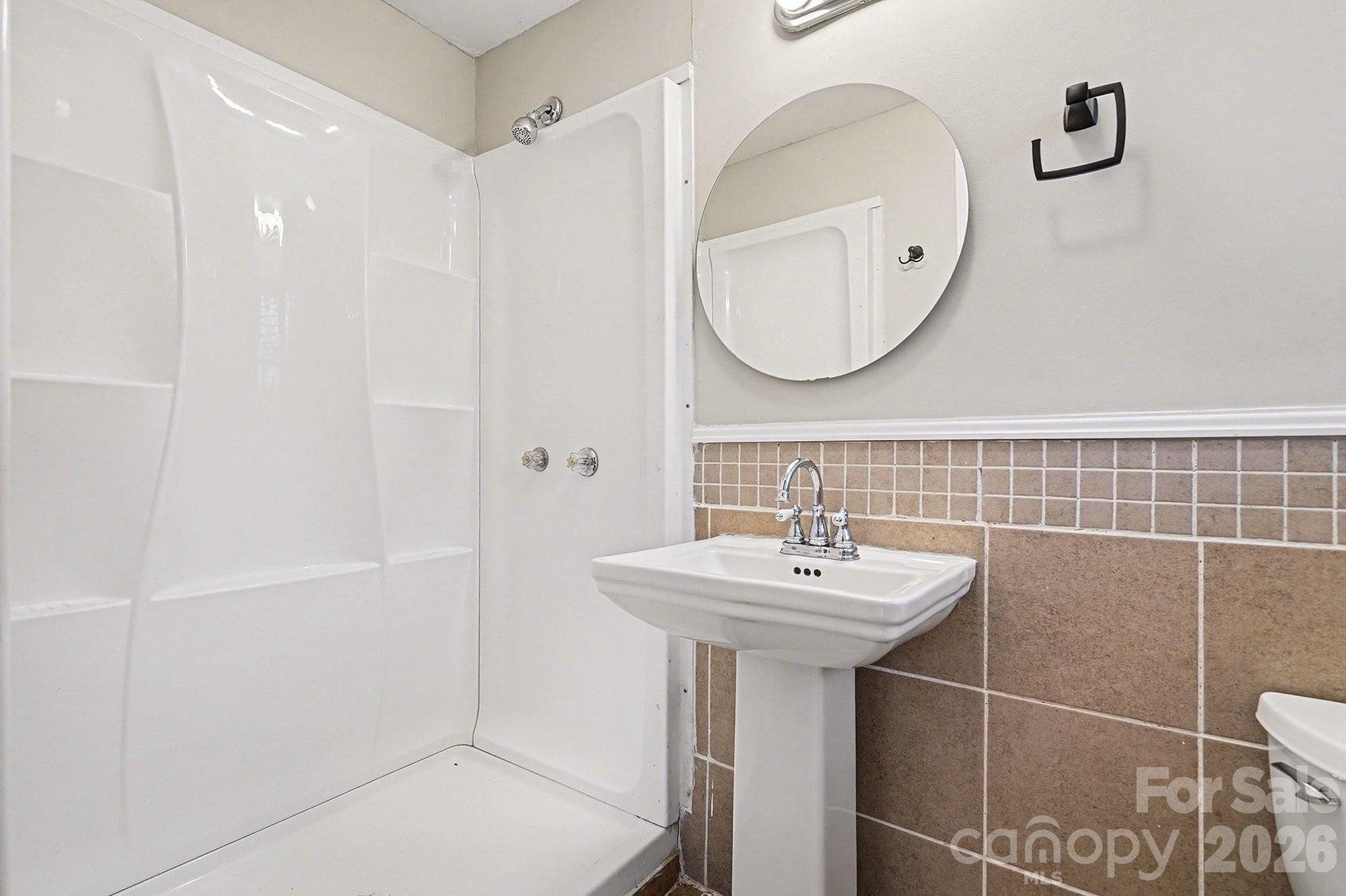 5931 Amity Place Charlotte NC 28212