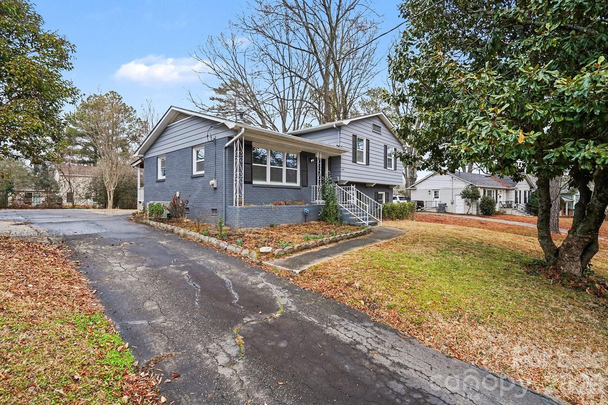 5931 Amity Place Charlotte NC 28212