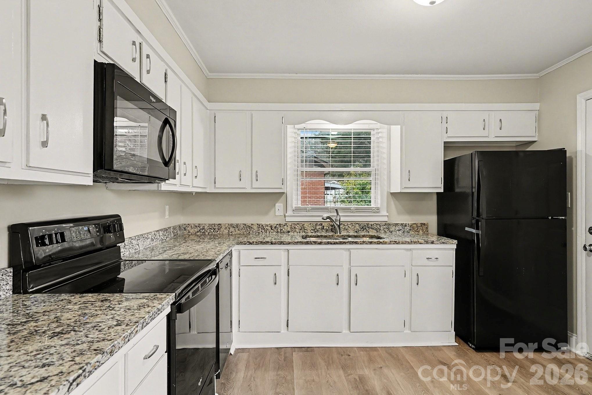 5931 Amity Place Charlotte NC 28212