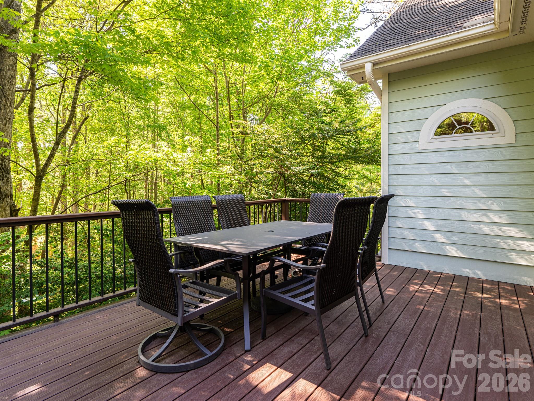 4 Dogwood Glen Circle Etowah NC 28729