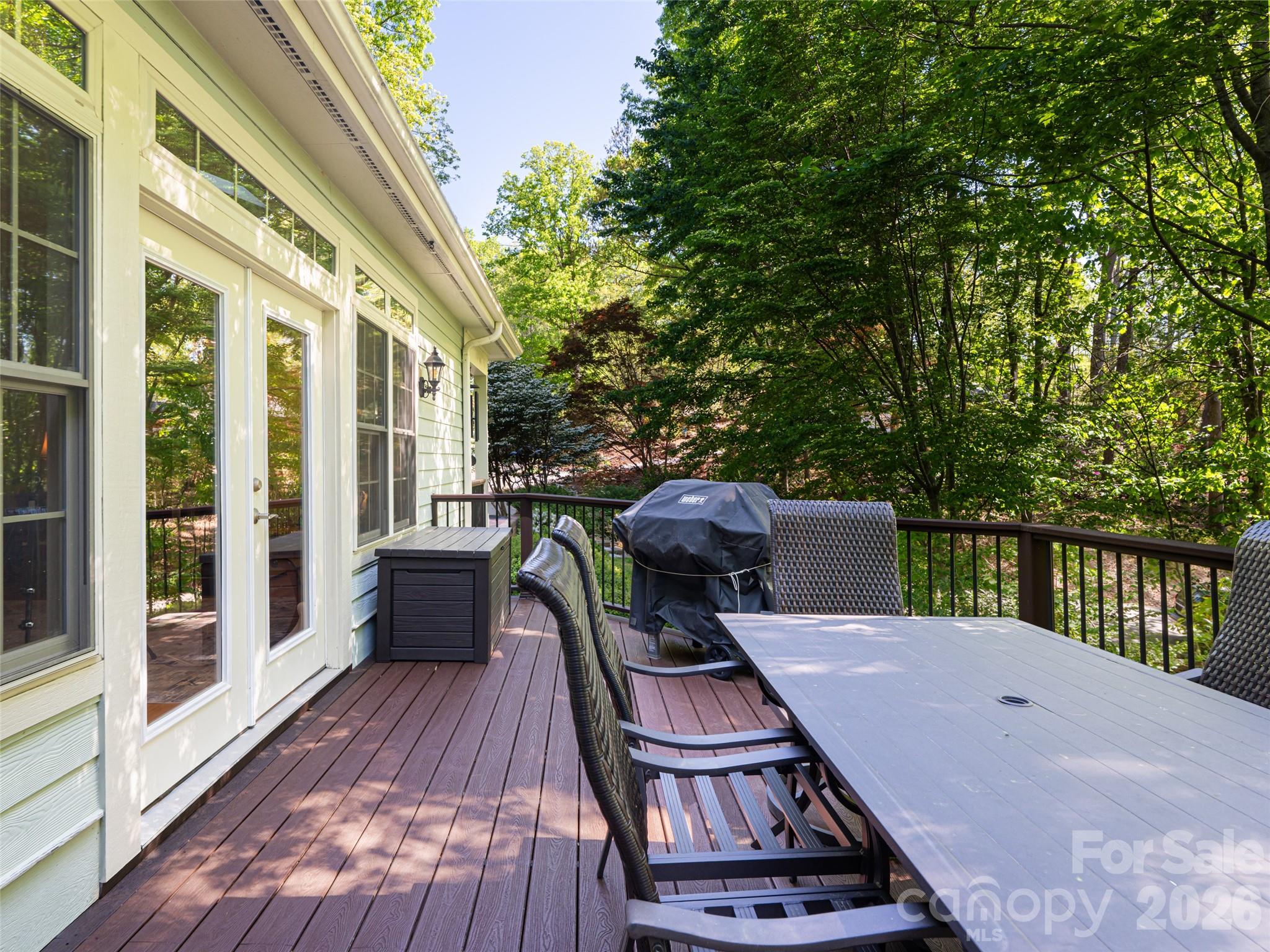 4 Dogwood Glen Circle Etowah NC 28729